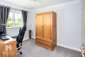 Photo 25- click for photo gallery